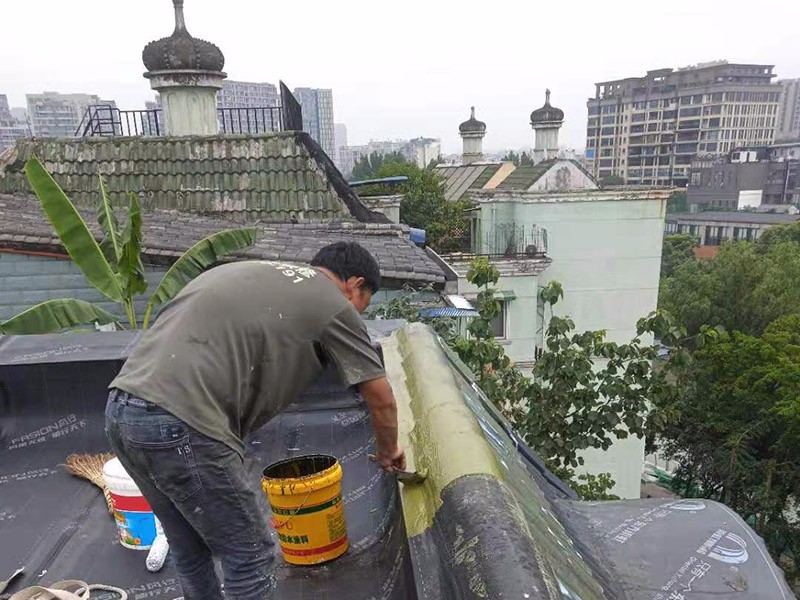 房屋漏雨維修怎么做？做好這幾點，從此告別房屋漏雨施工公司